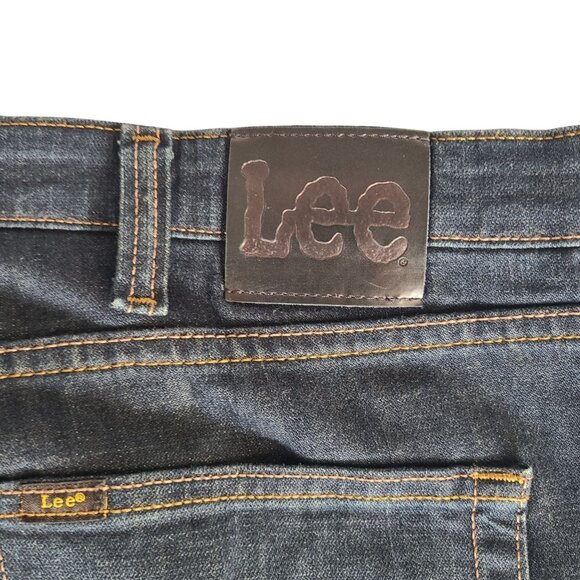 Lee Mens Dark Wash Jeans Size 48 x 30 Relaxed Fit Denim Casual - Picture 6 of 12